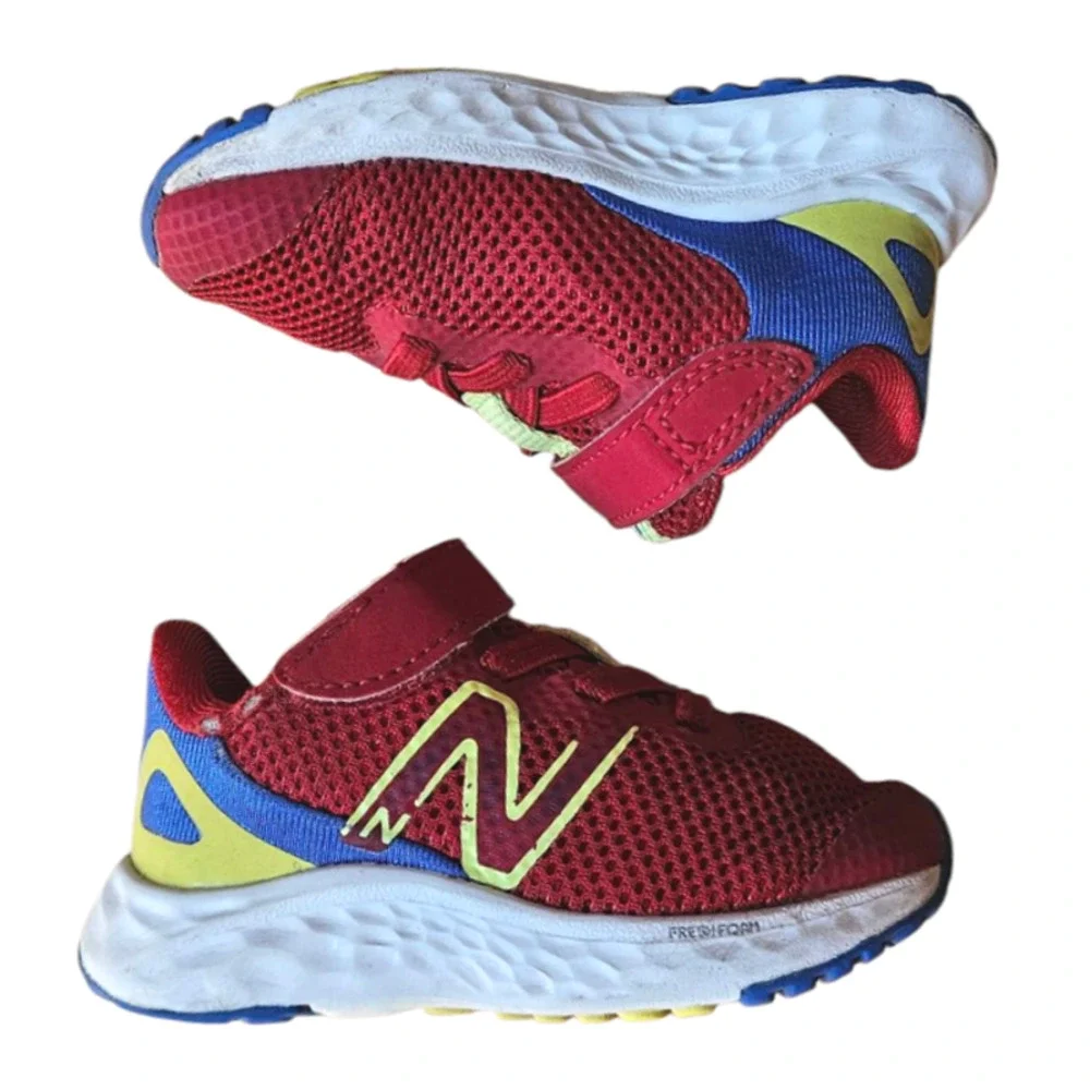 New Balance Arishi Sneakers Shoes Hook and Loop Red Toddler Boy's Size 5